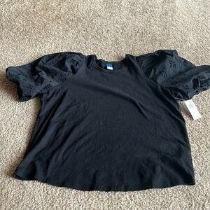 Puff sleeve crewneck tee
